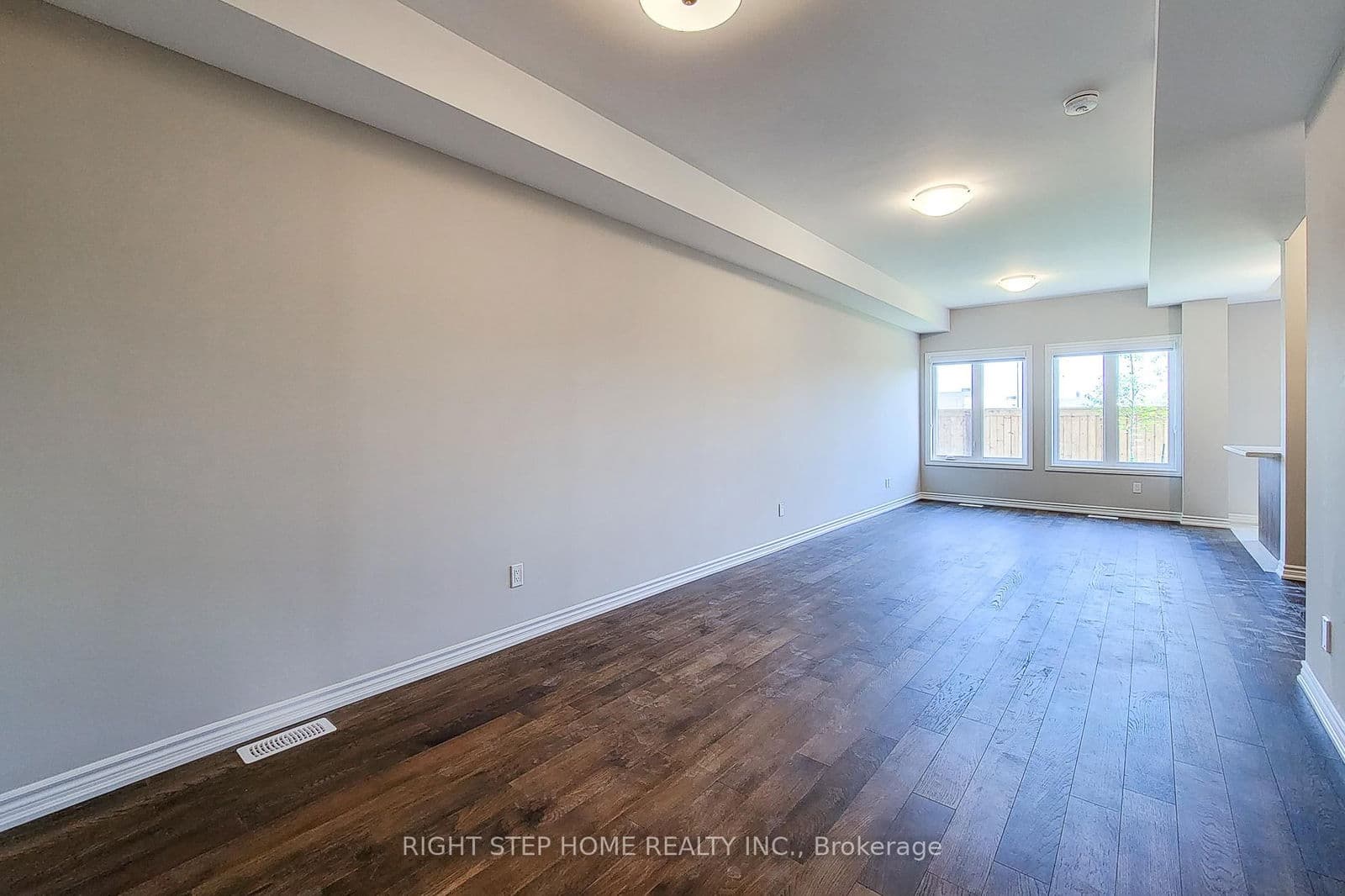 Condo Townhouse at 9 Mann Trail, Welland, ON - Photo 11 - RE/MAX Garden City Realty