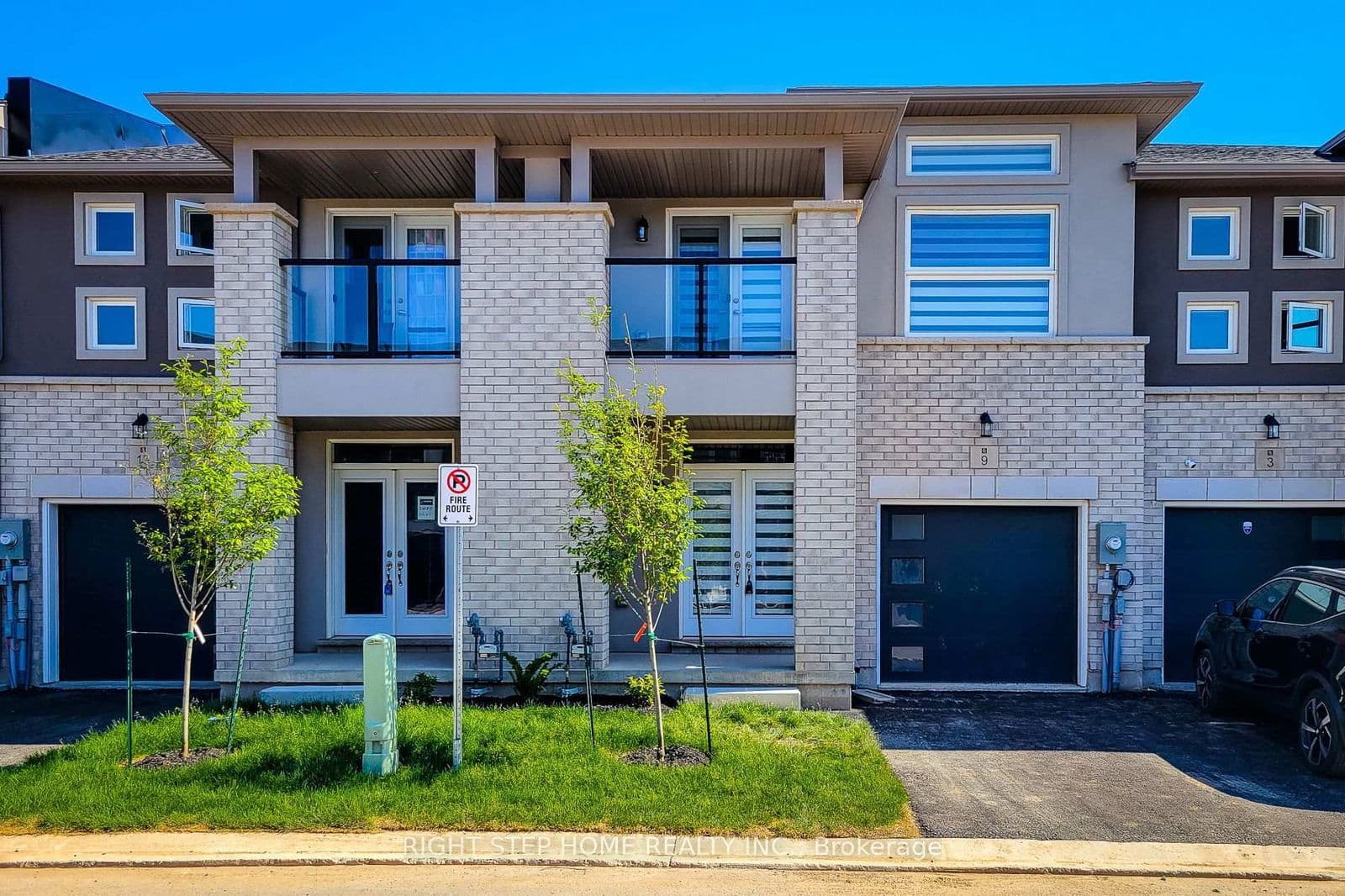 Condo Townhouse at 9 Mann Trail, Welland, ON - Photo 4 - RE/MAX Garden City Realty