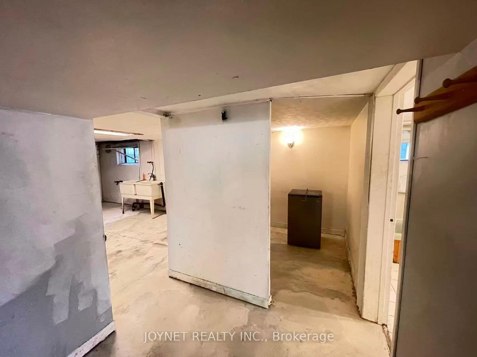 Detached at 4413 SECOND Avenue, Niagara Falls, ON - Photo 9 - RE/MAX Garden City Realty