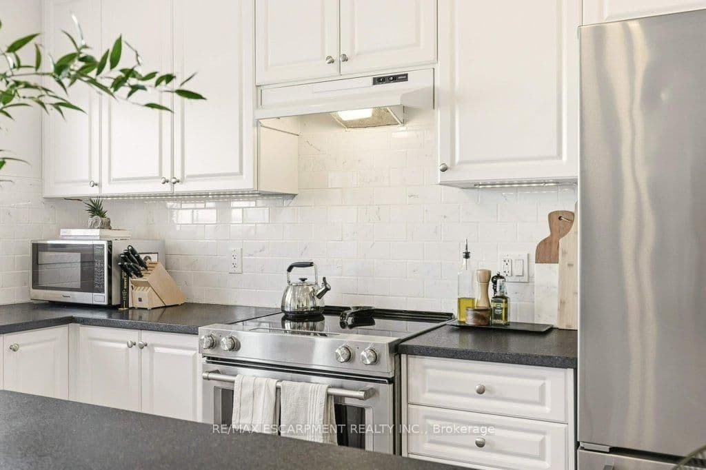 Att/Row/Townhouse at 3998 Fracchioni Drive, Lincoln, ON - Photo 19 - RE/MAX Garden City Realty