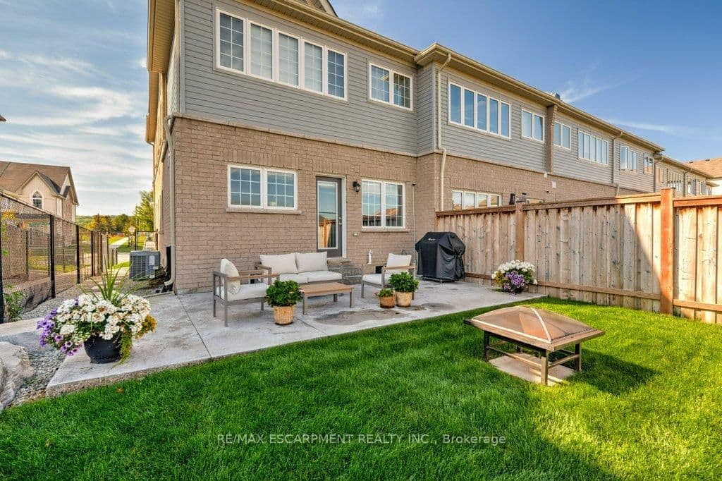 Att/Row/Townhouse at 3998 Fracchioni Drive, Lincoln, ON - Photo 43 - RE/MAX Garden City Realty