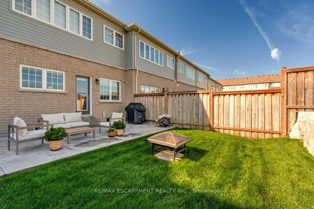 Att/Row/Townhouse at 3998 Fracchioni Drive, Lincoln, ON - Photo 44 - RE/MAX Garden City Realty