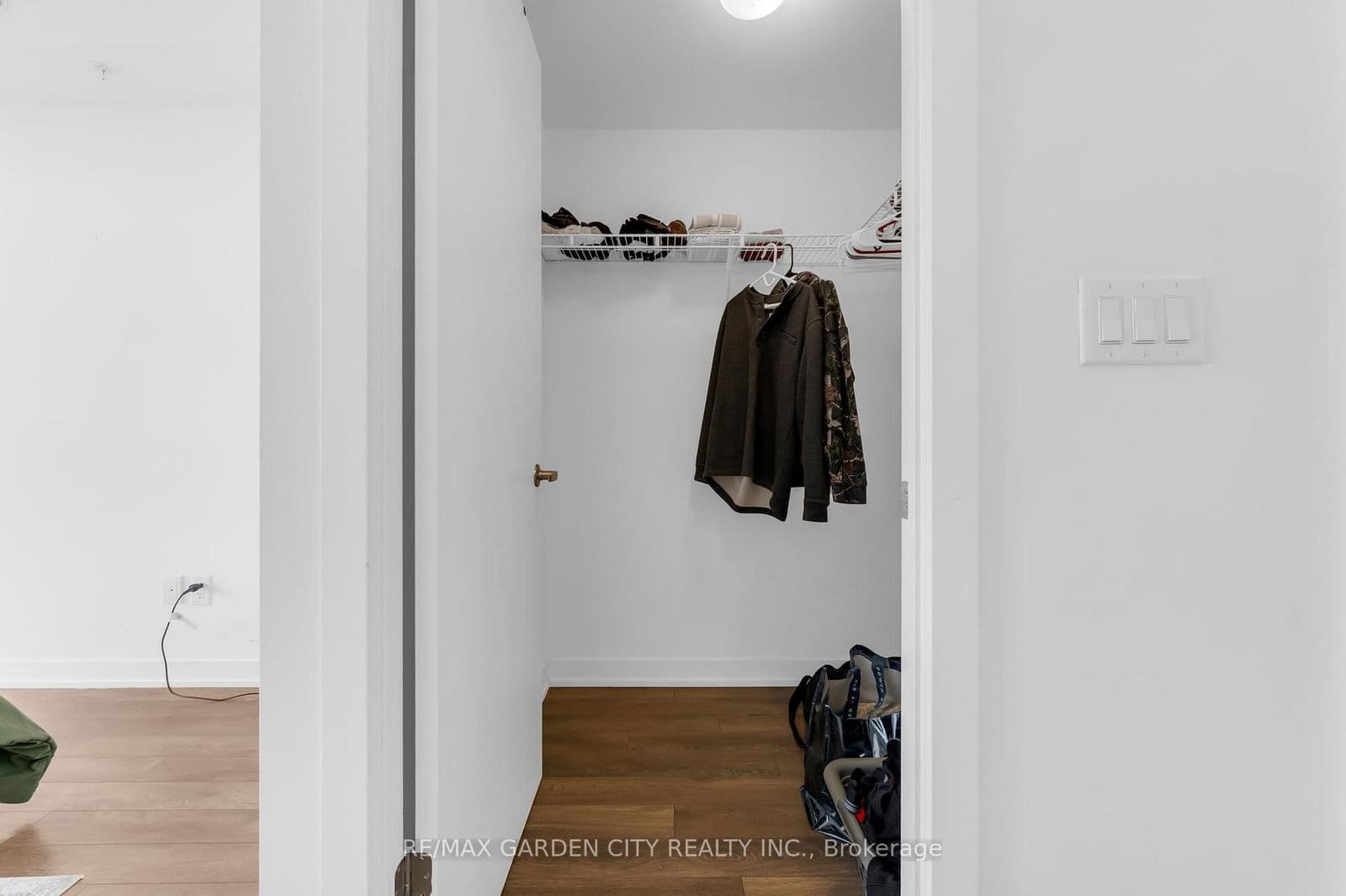 Condo Apartment at 814- 550 North Service Road, Grimsby, ON - Photo 11 - RE/MAX Garden City Realty