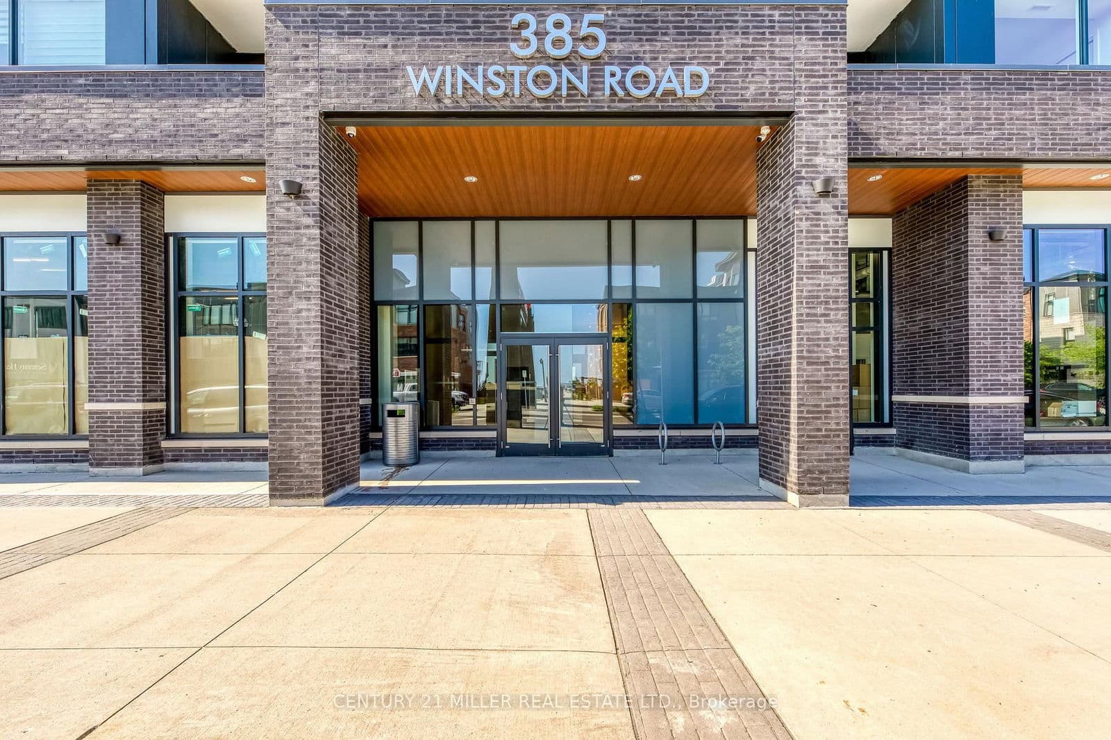 Condo Apartment at 603- 385 Winston Road, Grimsby, ON - Photo 2 - RE/MAX Garden City Realty