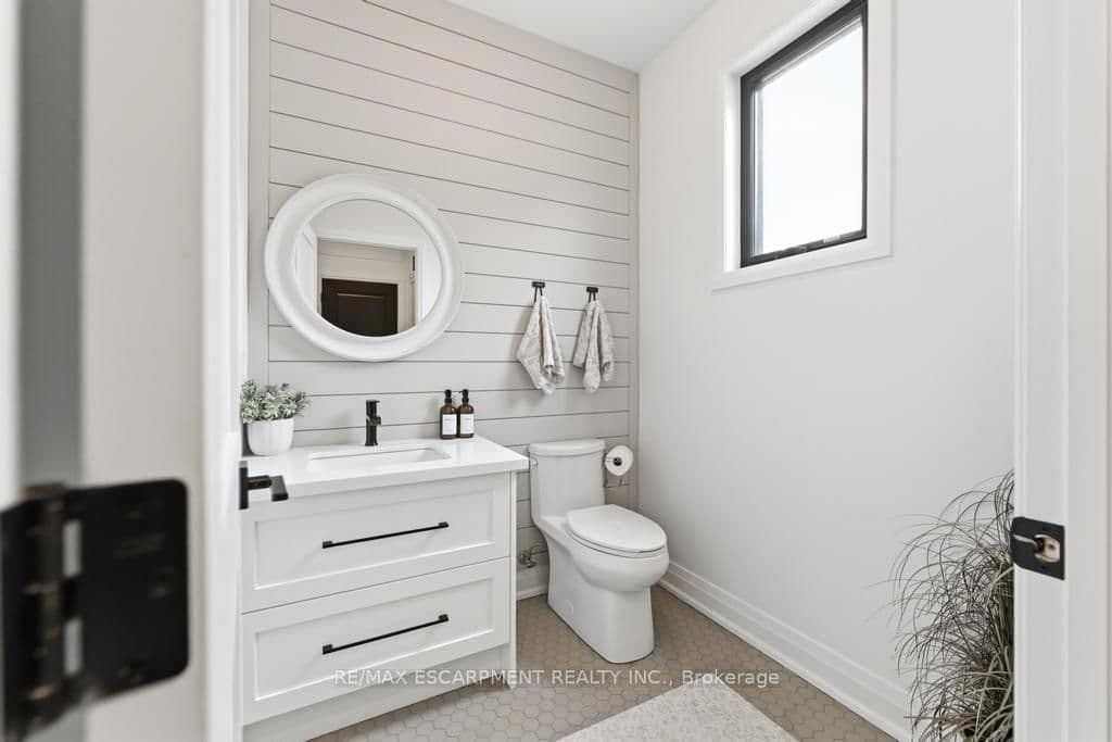 Detached at 3634 Vosburgh Place, Lincoln, ON - Photo 16 - RE/MAX Garden City Realty