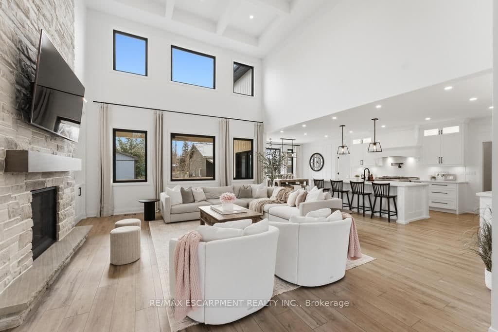 Detached at 3634 Vosburgh Place, Lincoln, ON - Photo 5 - RE/MAX Garden City Realty