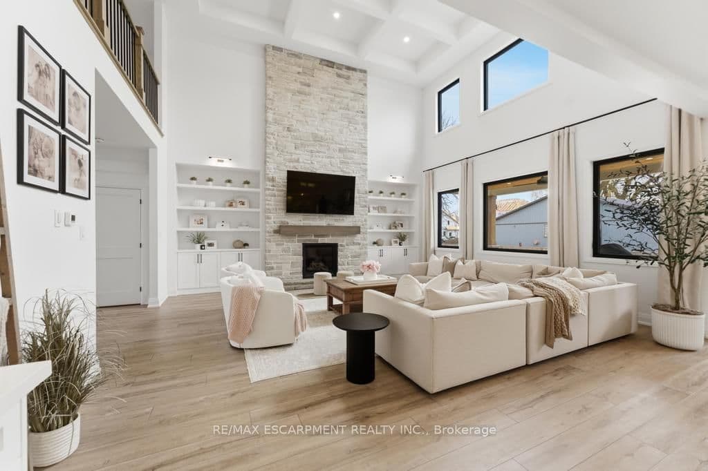 Detached at 3634 Vosburgh Place, Lincoln, ON - Photo 6 - RE/MAX Garden City Realty