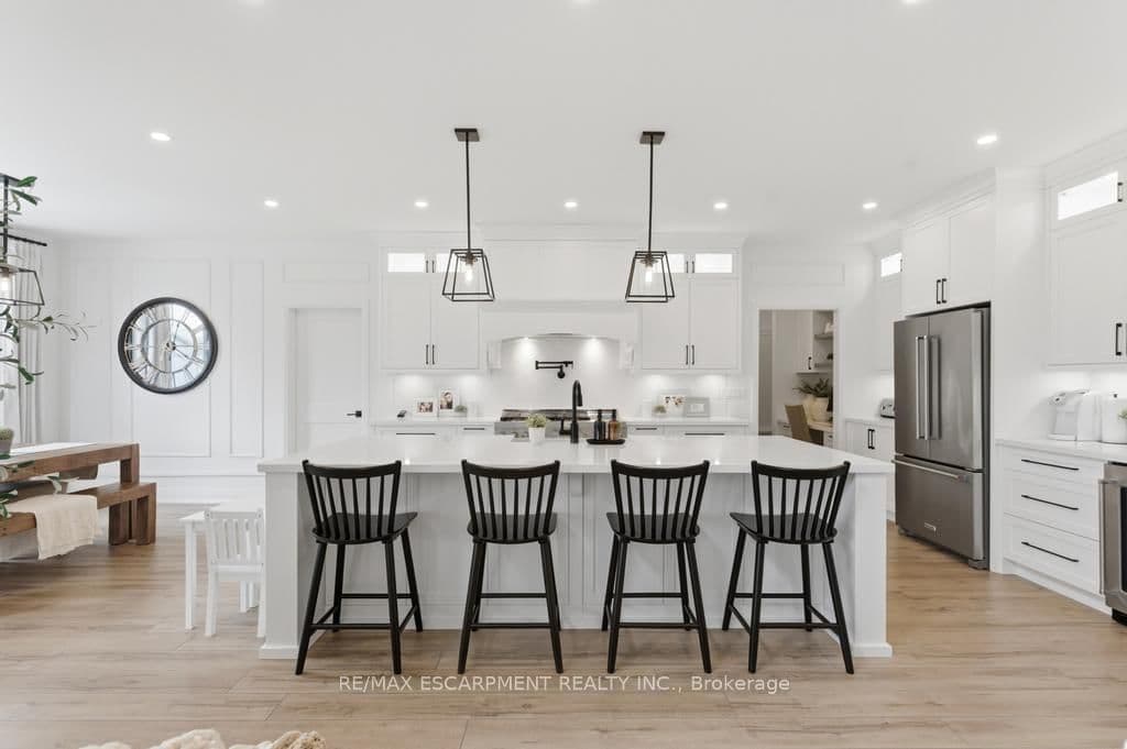 Detached at 3634 Vosburgh Place, Lincoln, ON - Photo 9 - RE/MAX Garden City Realty