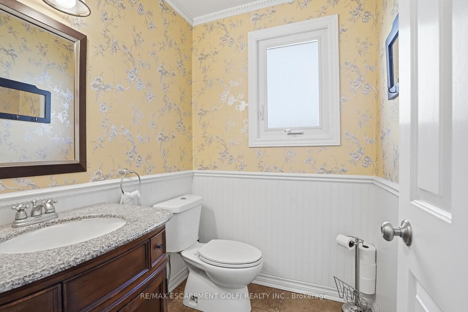 Detached at 2 Hickory Court, Welland, ON - Photo 16 - RE/MAX Garden City Realty