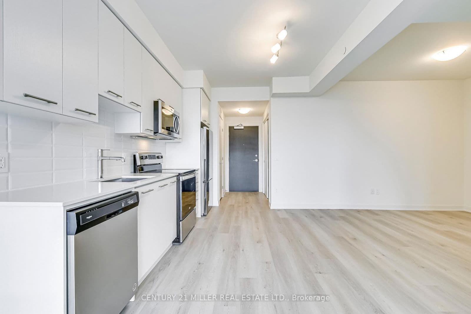 Condo Apartment at 603- 385 Winston Road, Grimsby, ON - Photo 14 - RE/MAX Garden City Realty