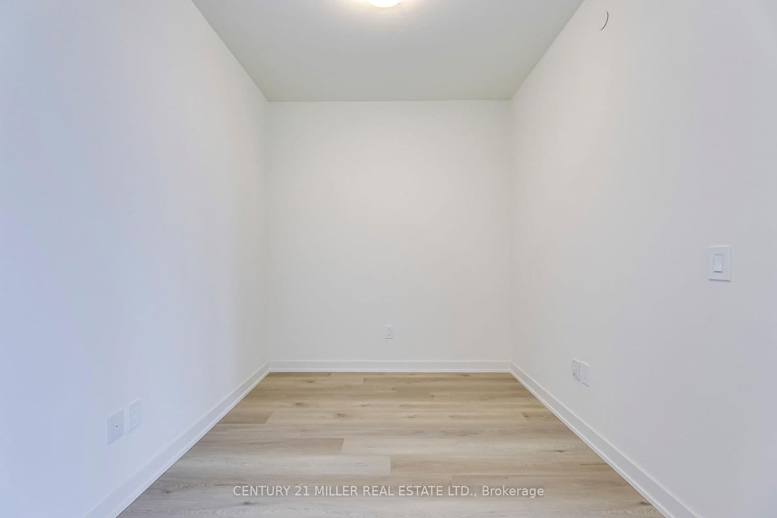 Condo Apartment at 603- 385 Winston Road, Grimsby, ON - Photo 16 - RE/MAX Garden City Realty