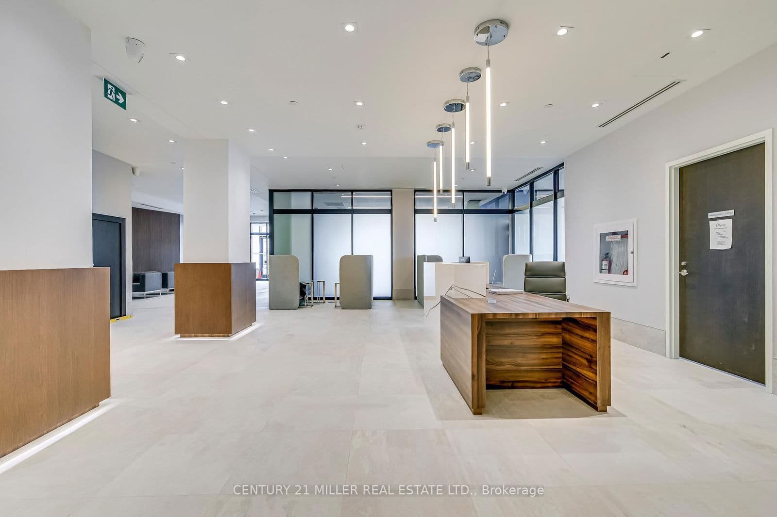 Condo Apartment at 603- 385 Winston Road, Grimsby, ON - Photo 4 - RE/MAX Garden City Realty