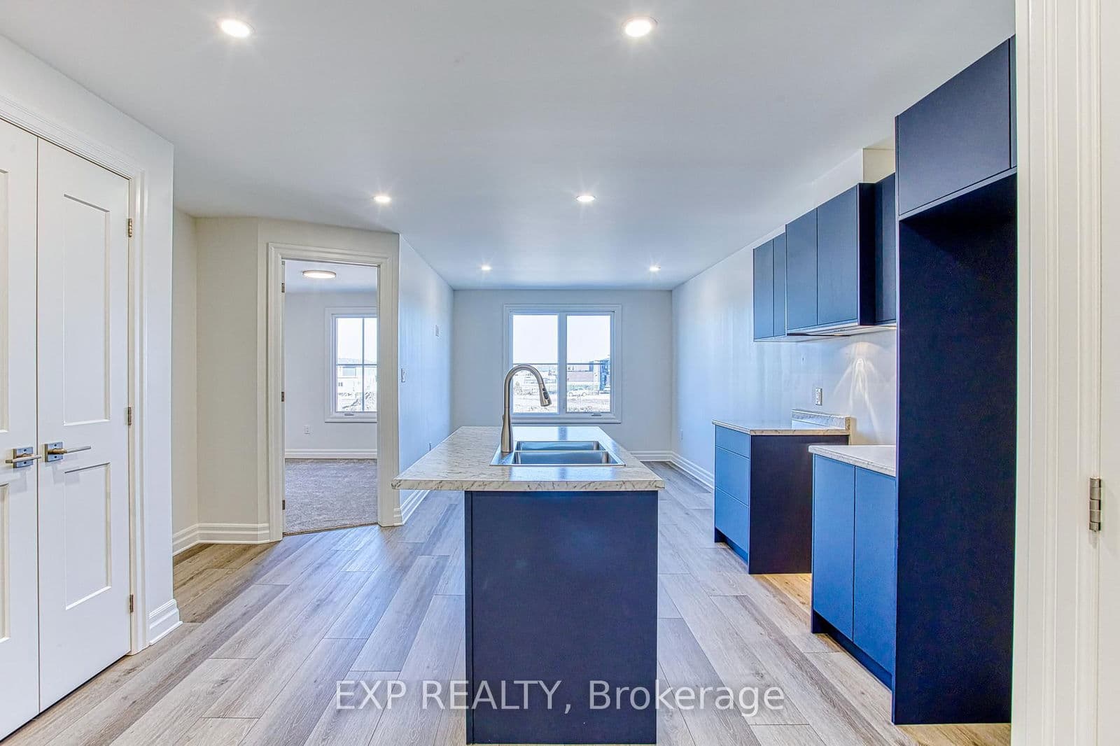 Att/Row/Townhouse at Upper- 7497 Marvel Drive, Niagara Falls, ON - Photo 6 - RE/MAX Garden City Realty