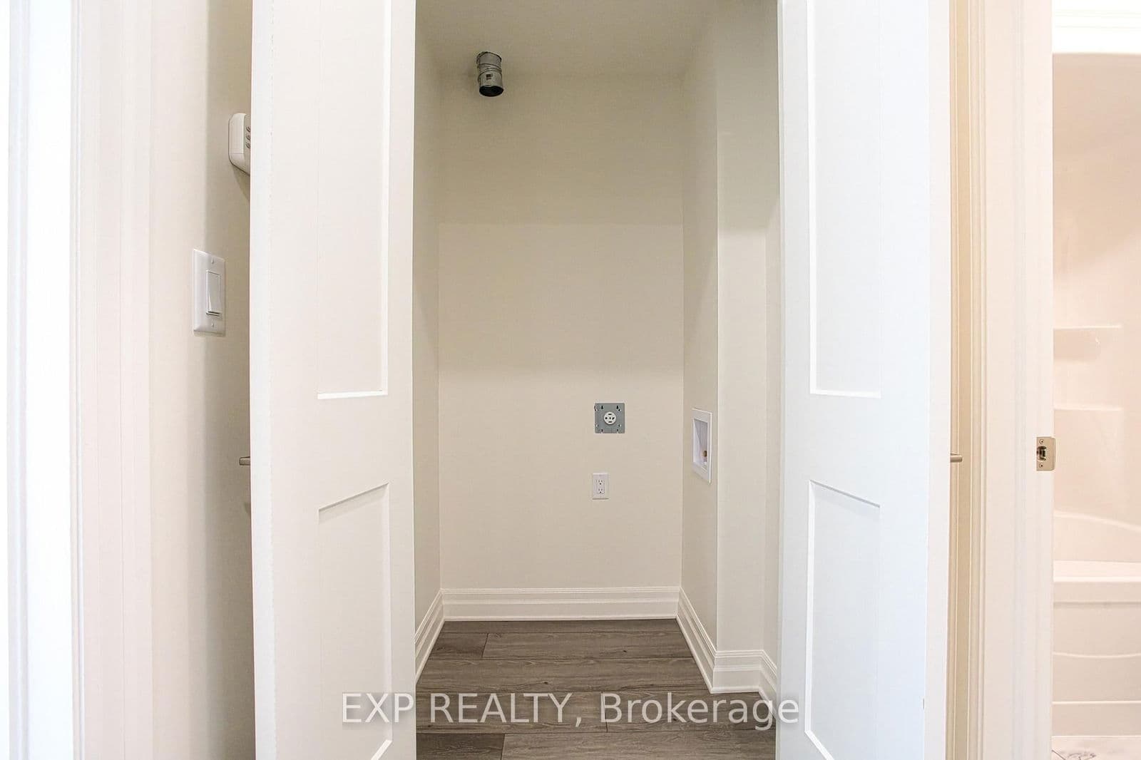 Att/Row/Townhouse at Main- 7497 Marvel Drive, Niagara Falls, ON - Photo 12 - RE/MAX Garden City Realty