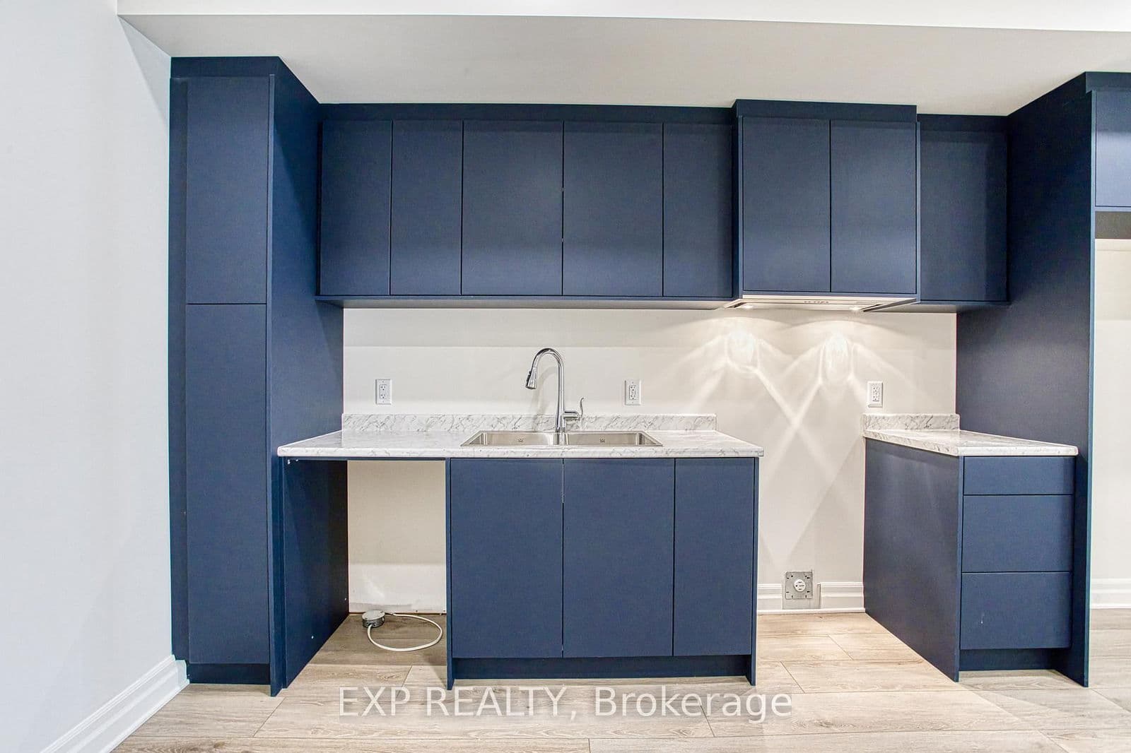 Att/Row/Townhouse at Main- 7497 Marvel Drive, Niagara Falls, ON - Photo 5 - RE/MAX Garden City Realty