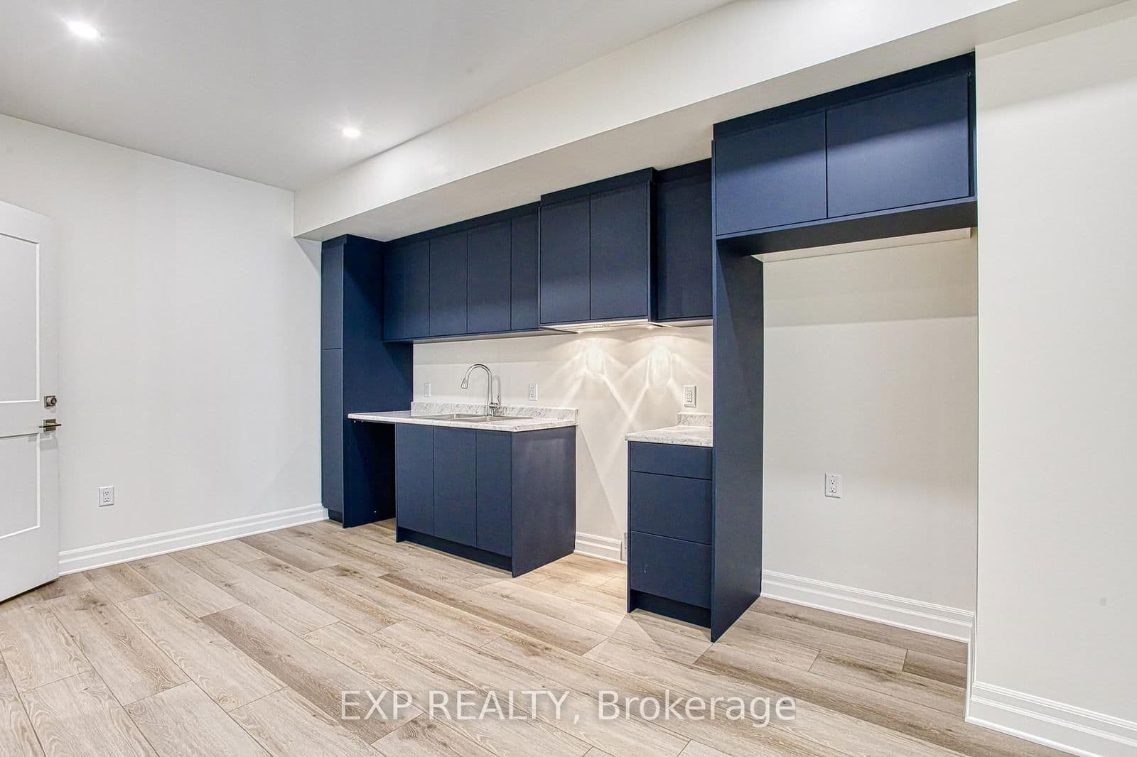 Att/Row/Townhouse at Main- 7497 Marvel Drive, Niagara Falls, ON - Photo 6 - RE/MAX Garden City Realty