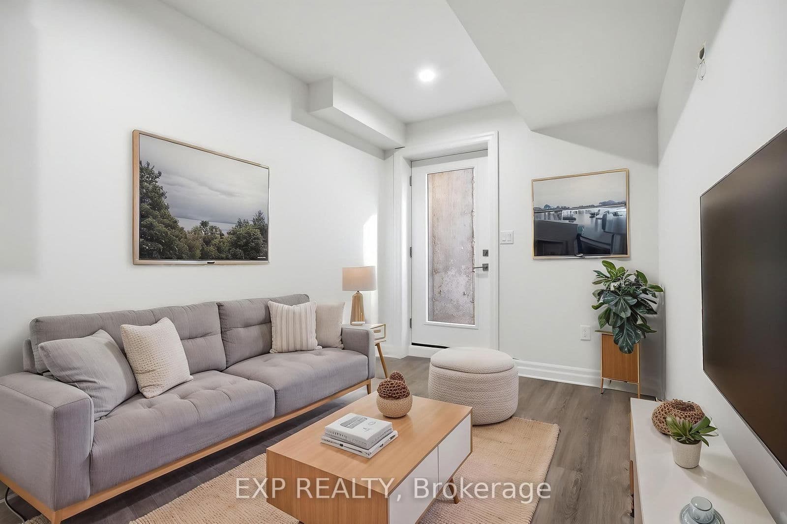 Att/Row/Townhouse at Lower- 7497 Marvel Drive, Niagara Falls, ON - Photo 10 - RE/MAX Garden City Realty