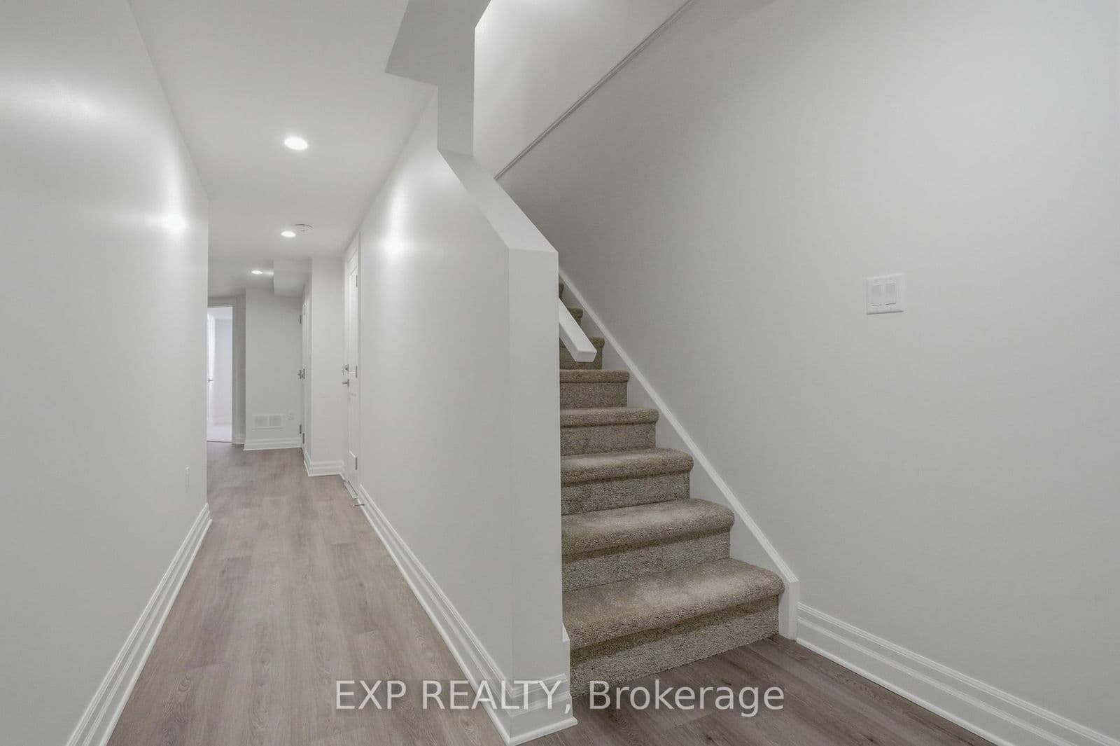 Att/Row/Townhouse at Lower- 7497 Marvel Drive, Niagara Falls, ON - Photo 2 - RE/MAX Garden City Realty