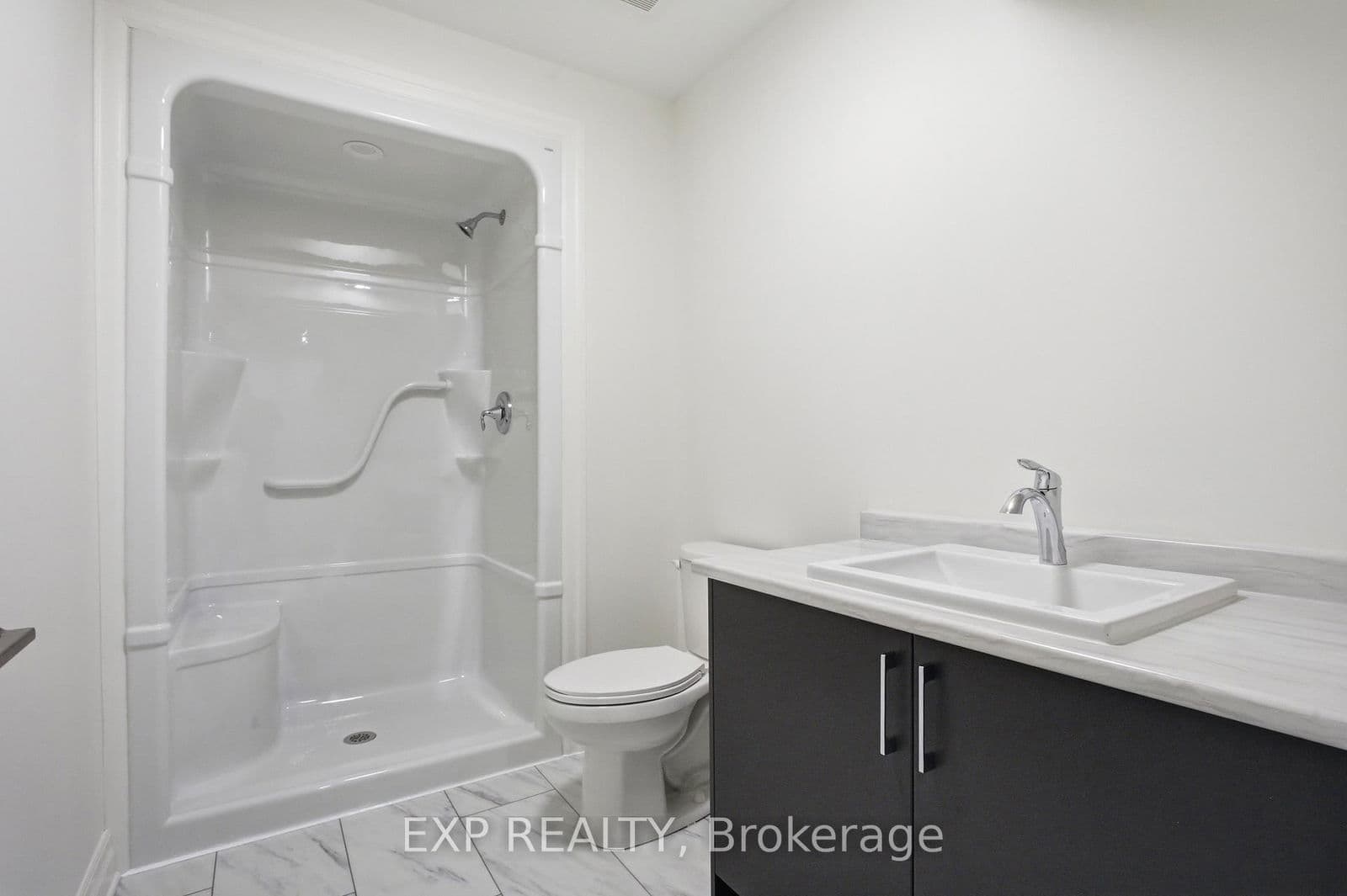 Att/Row/Townhouse at Lower- 7497 Marvel Drive, Niagara Falls, ON - Photo 3 - RE/MAX Garden City Realty