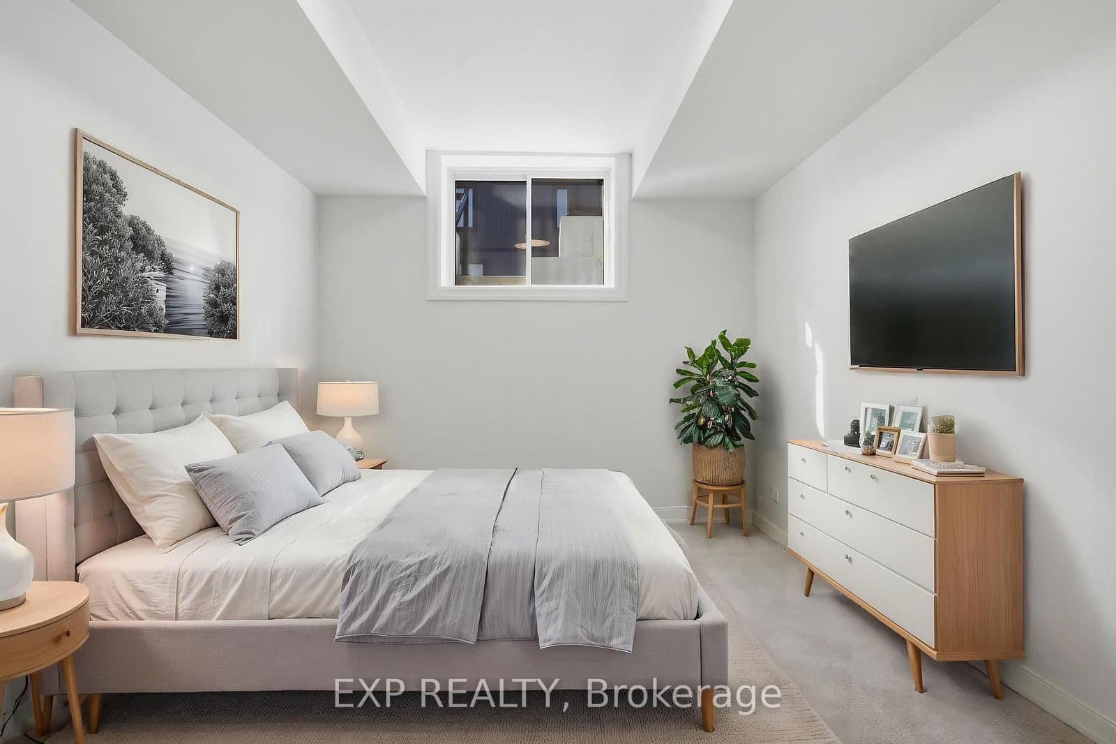 Att/Row/Townhouse at Lower- 7497 Marvel Drive, Niagara Falls, ON - Photo 7 - RE/MAX Garden City Realty