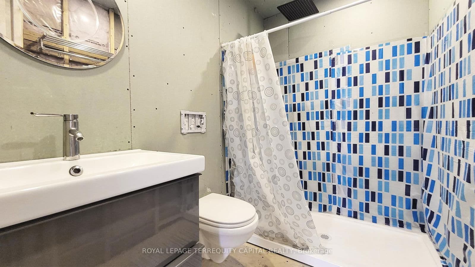 Detached at 4563 Ryerson Crescent, Niagara Falls, ON - Photo 16 - RE/MAX Garden City Realty