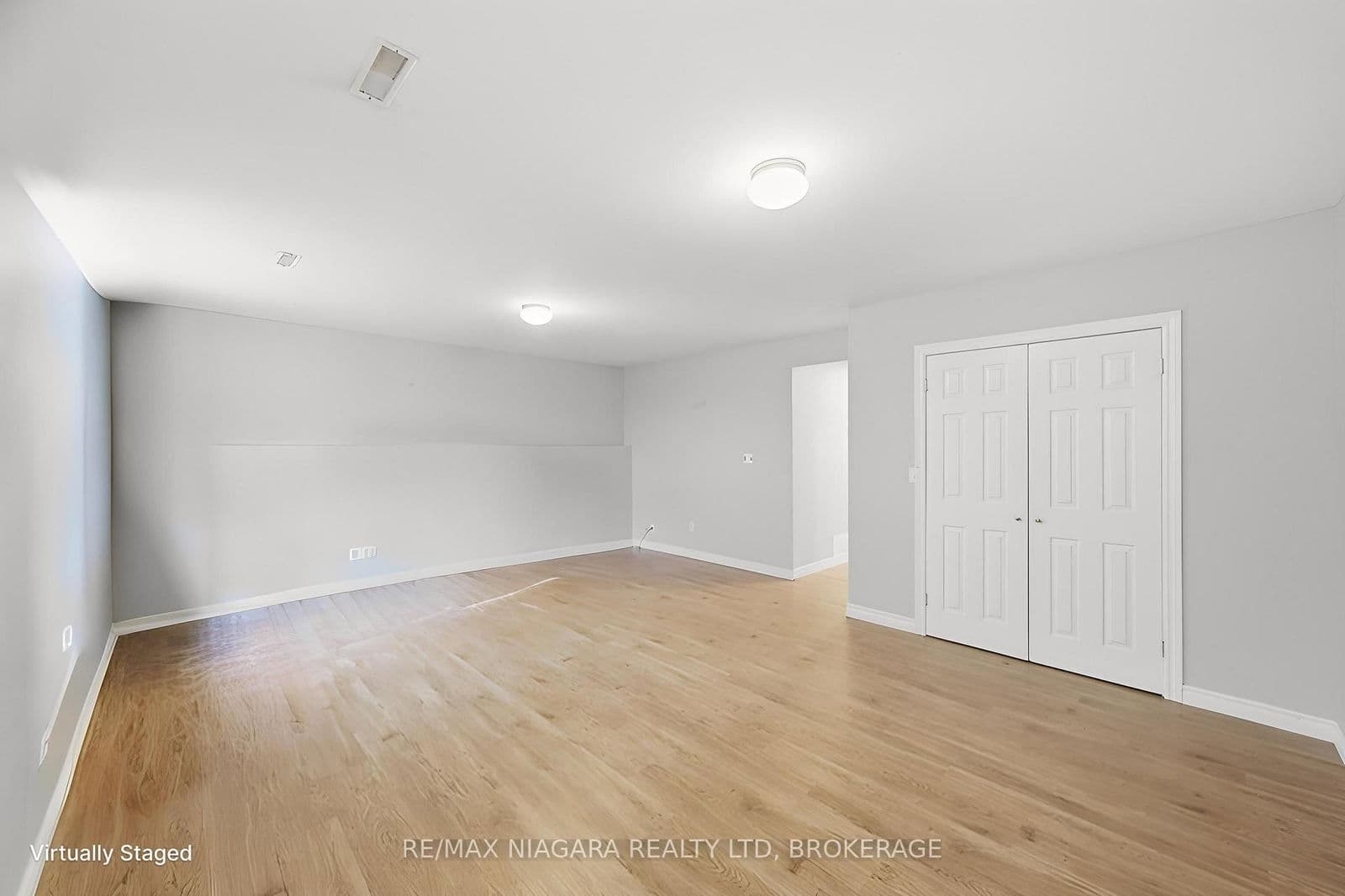 Semi-Detached at 9 Joshua Court, Welland, ON - Photo 18 - RE/MAX Garden City Realty