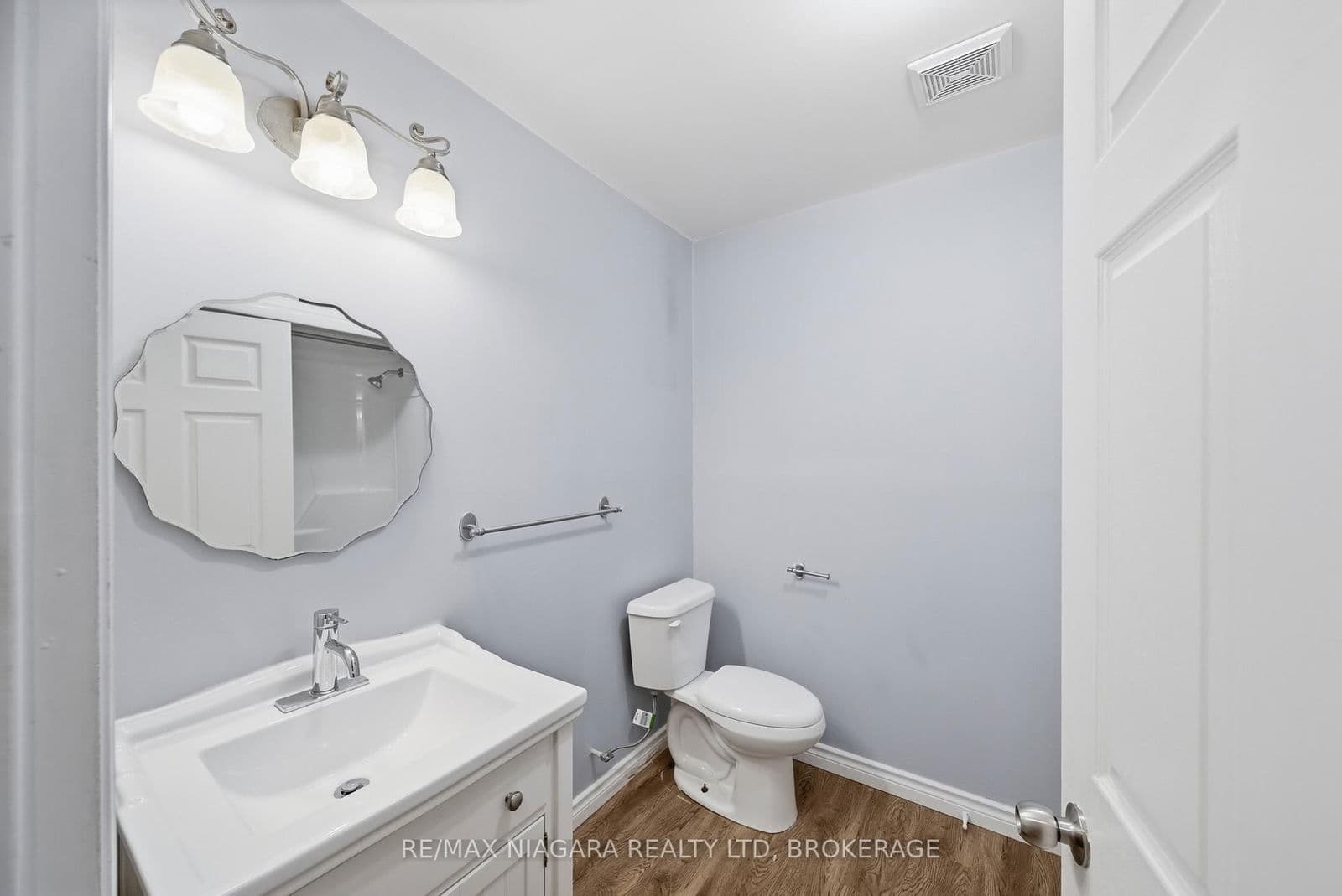 Semi-Detached at 9 Joshua Court, Welland, ON - Photo 23 - RE/MAX Garden City Realty