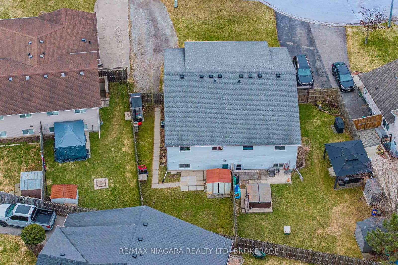 Semi-Detached at 9 Joshua Court, Welland, ON - Photo 35 - RE/MAX Garden City Realty