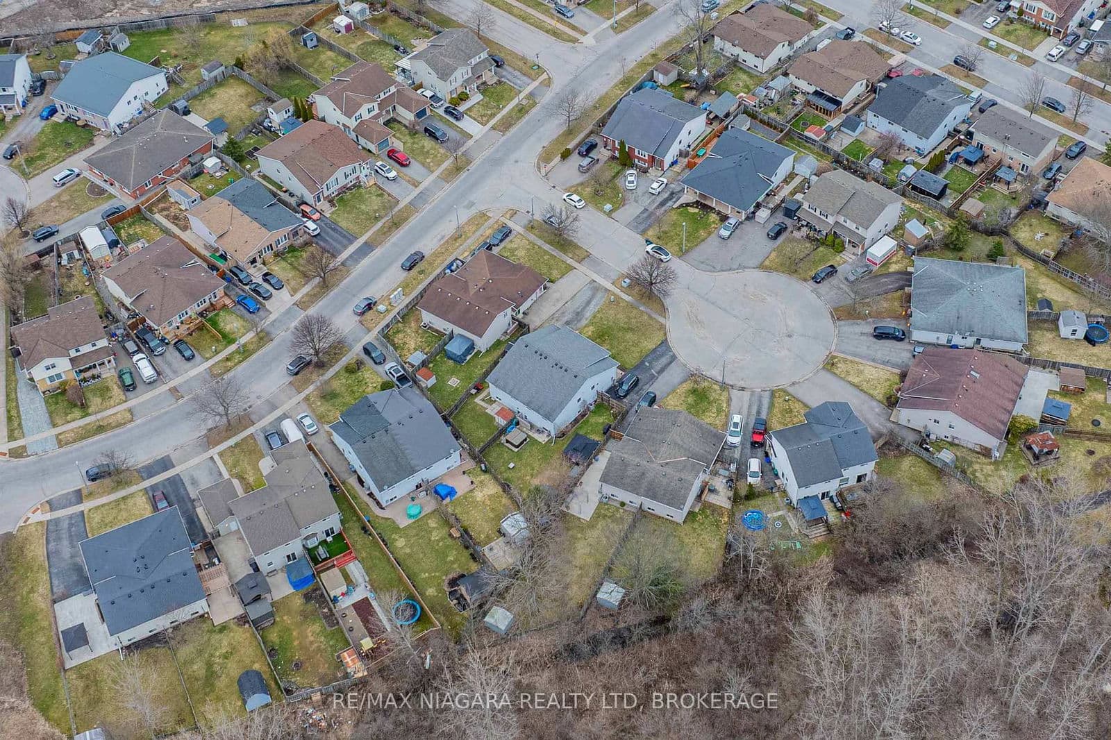 Semi-Detached at 9 Joshua Court, Welland, ON - Photo 38 - RE/MAX Garden City Realty