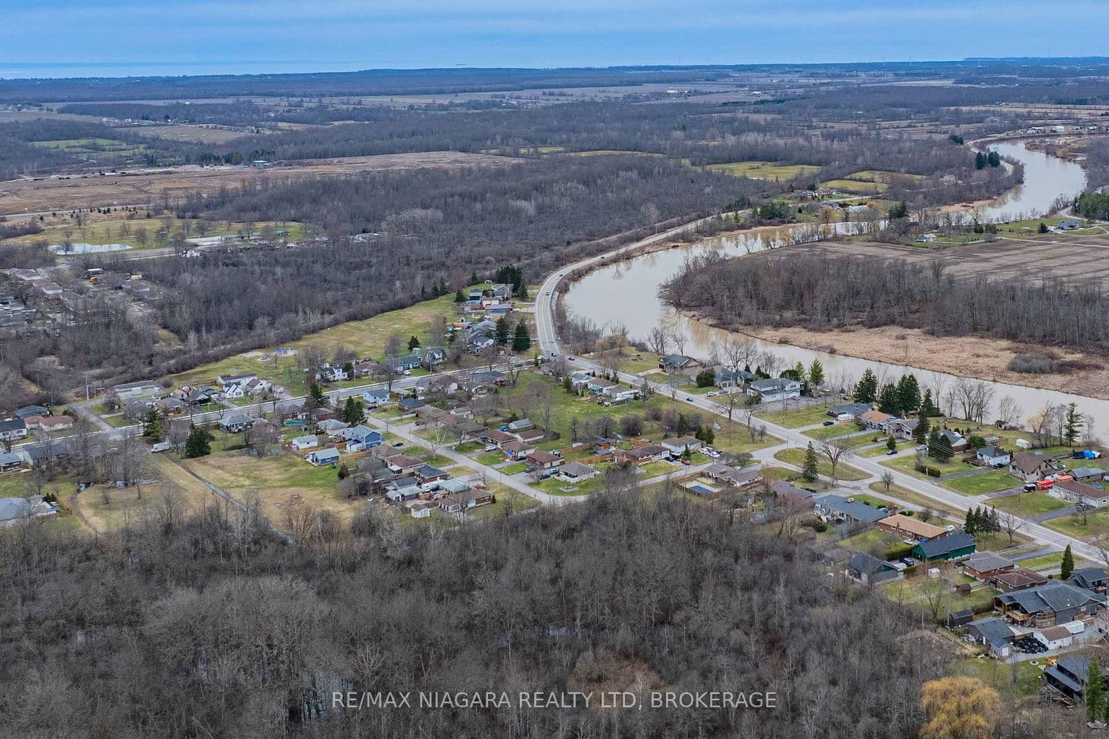 Semi-Detached at 9 Joshua Court, Welland, ON - Photo 40 - RE/MAX Garden City Realty