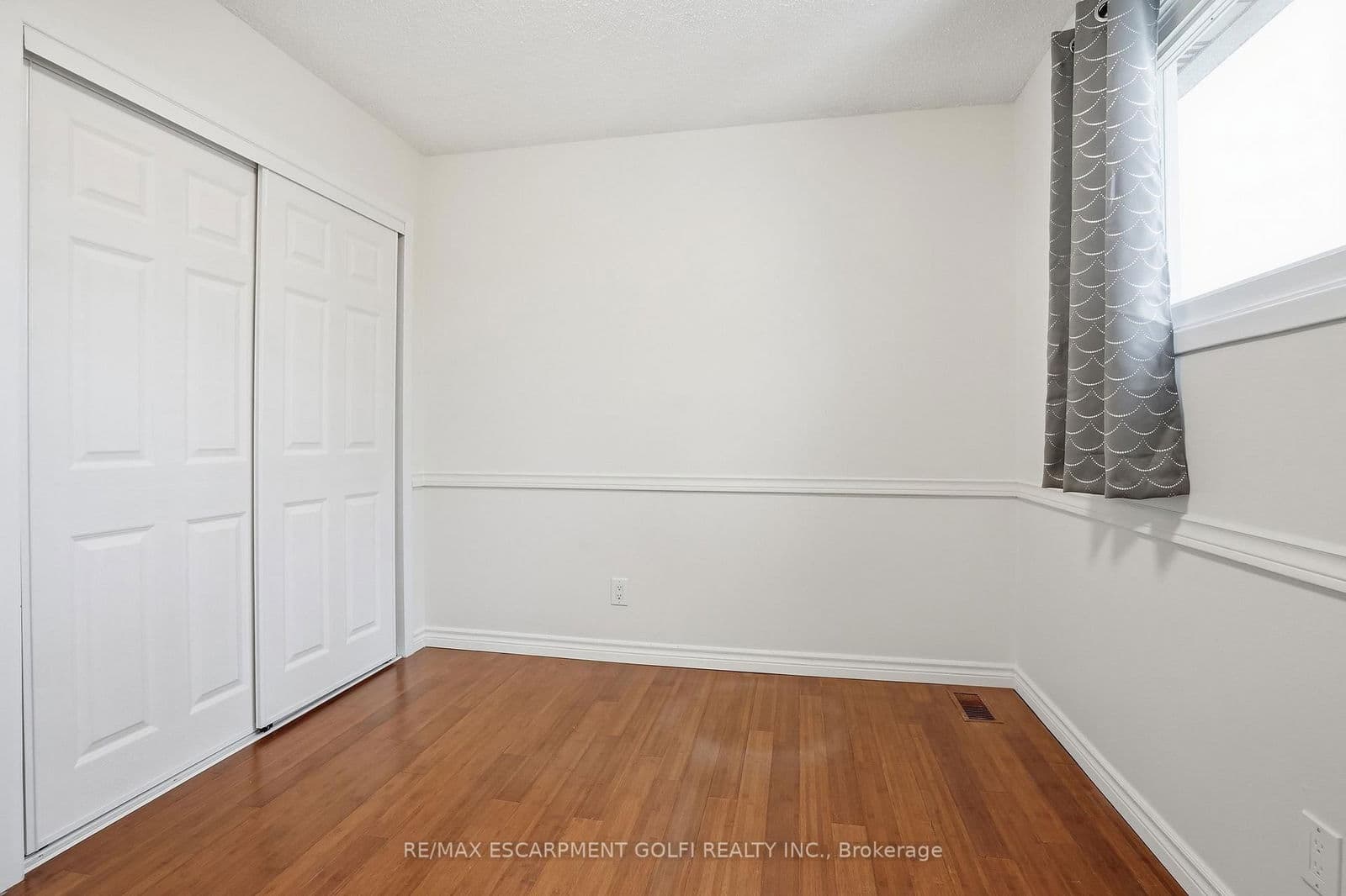 Semi-Detached at 4205 Highland Park Drive, Lincoln, ON - Photo 16 - RE/MAX Garden City Realty