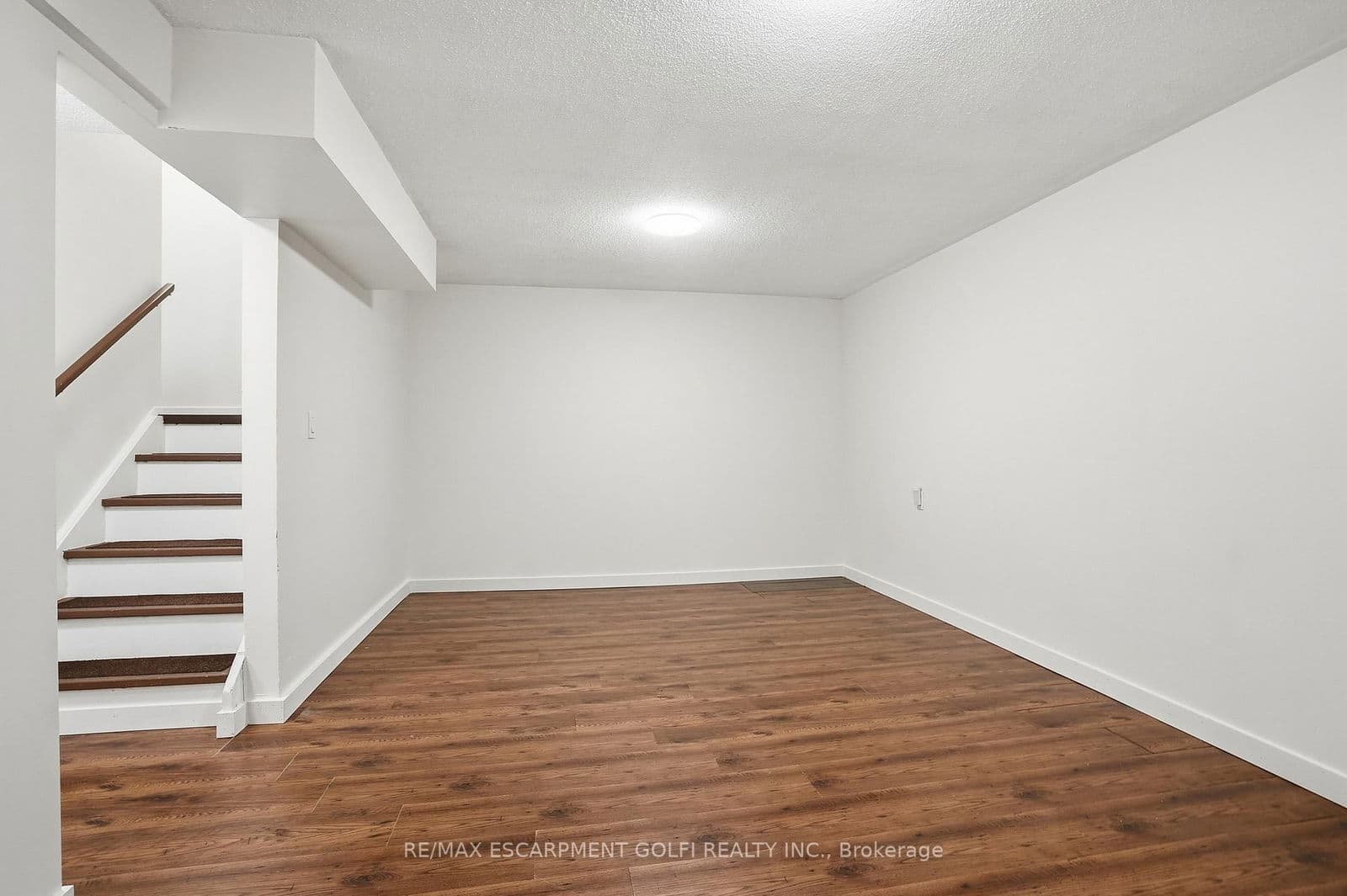 Semi-Detached at 4205 Highland Park Drive, Lincoln, ON - Photo 20 - RE/MAX Garden City Realty