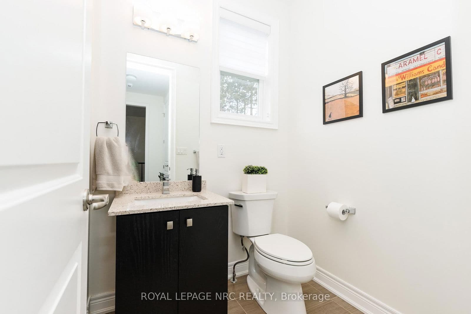 Att/Row/Townhouse at 68 Paradise Grove, Niagara-on-the-Lake, ON - Photo 18 - RE/MAX Garden City Realty