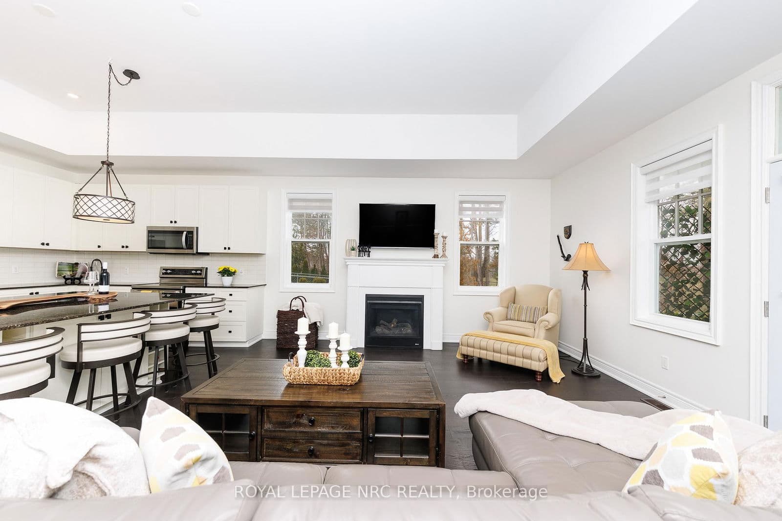 Att/Row/Townhouse at 68 Paradise Grove, Niagara-on-the-Lake, ON - Photo 8 - RE/MAX Garden City Realty