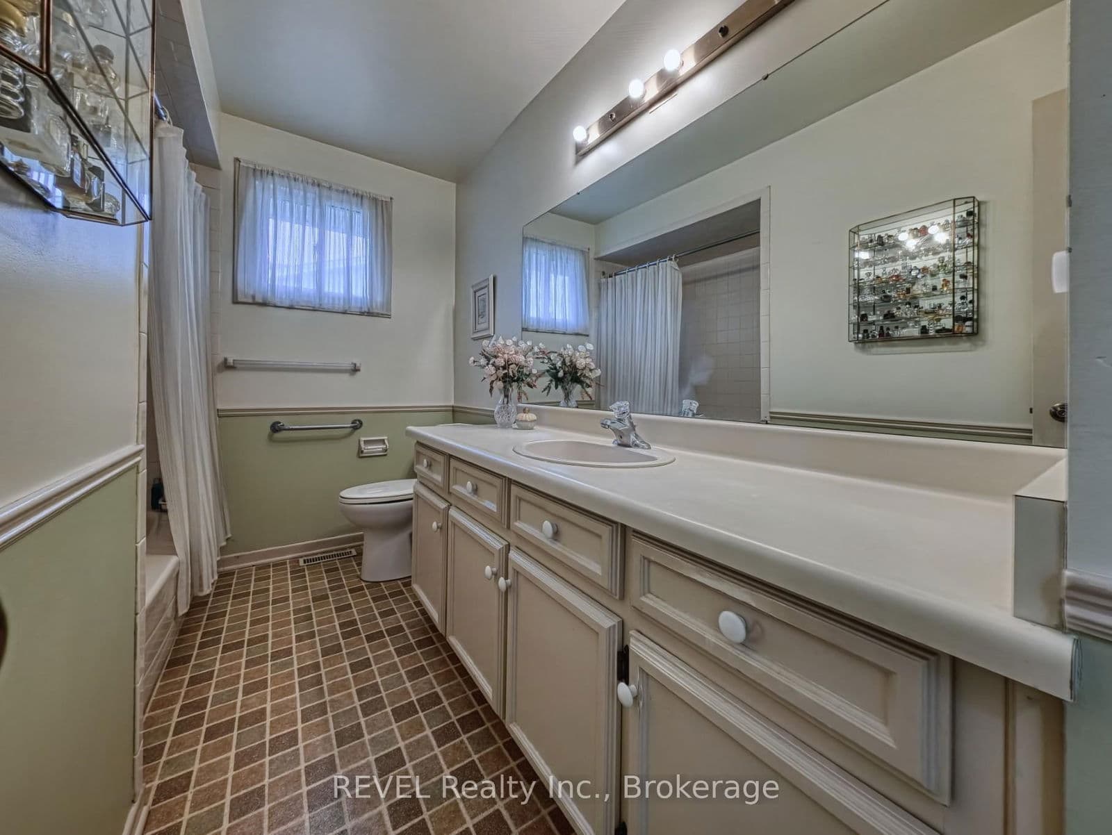 Detached at 31 Cole Farm Boulevard, St. Catharines, ON - Photo 29 - RE/MAX Garden City Realty