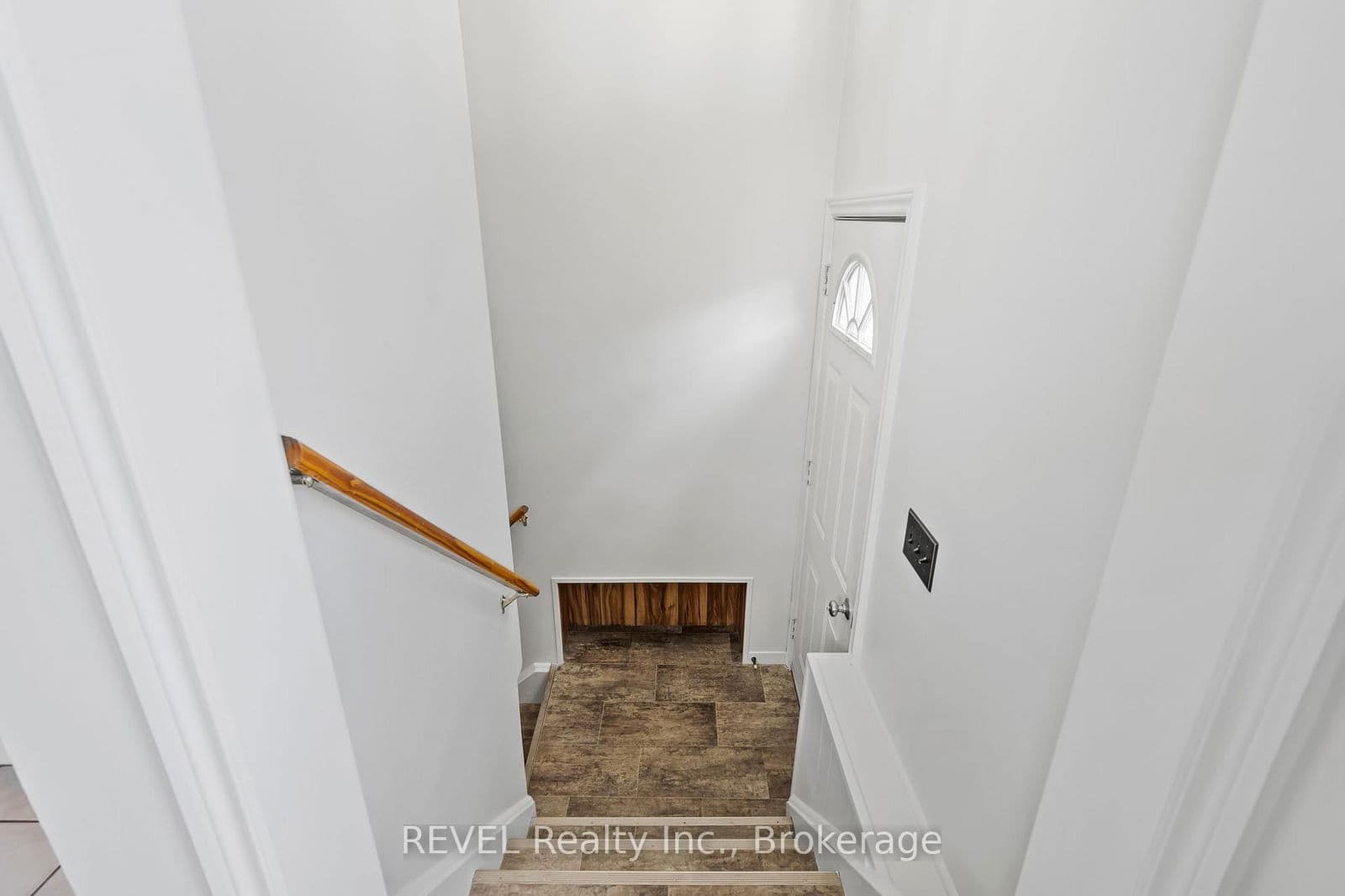 Detached at 11 Melrose Avenue, St. Catharines, ON - Photo 18 - RE/MAX Garden City Realty