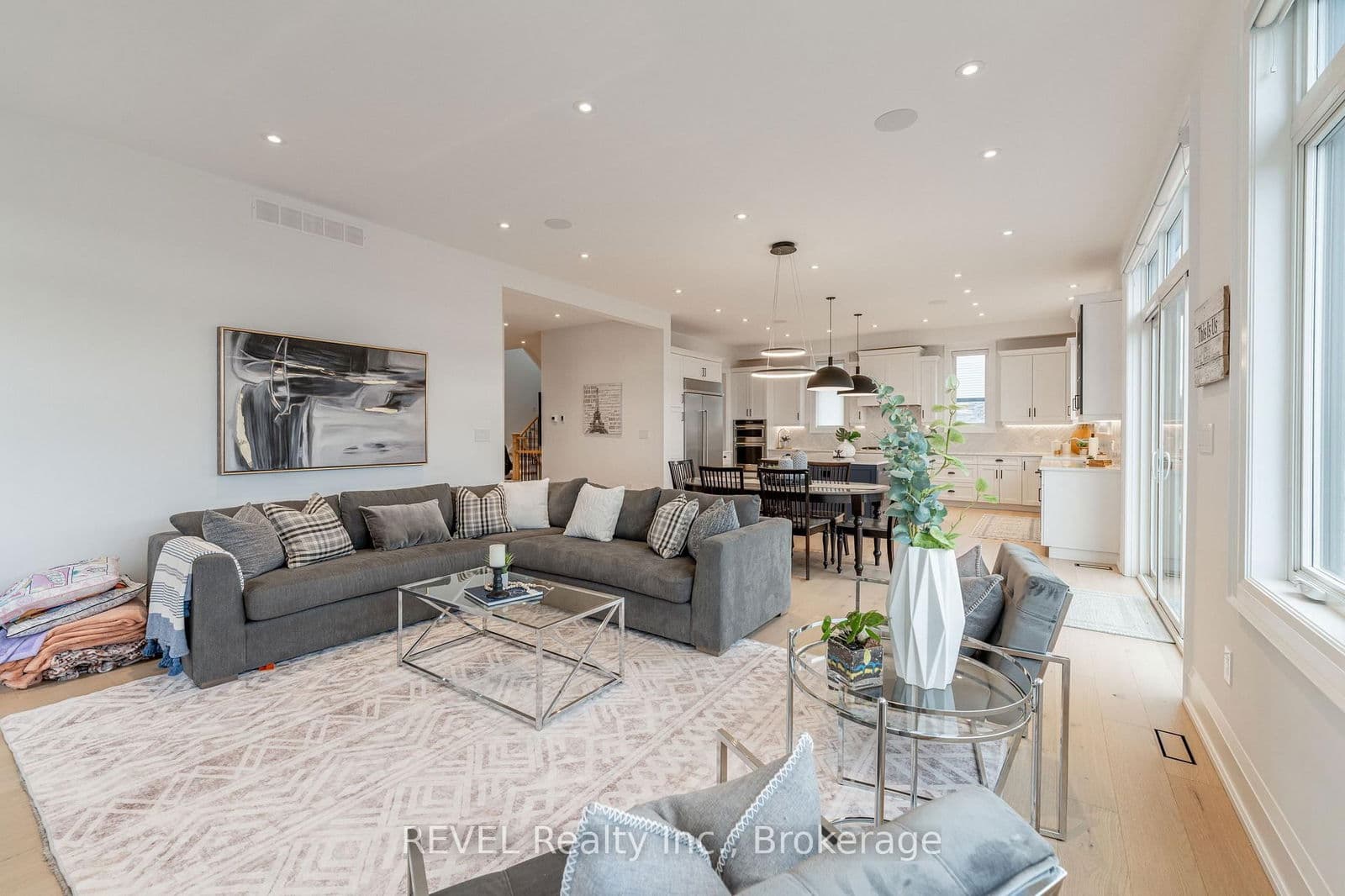 Detached at 7515 Sherrilee Crescent, Niagara Falls, ON - Photo 18 - RE/MAX Garden City Realty