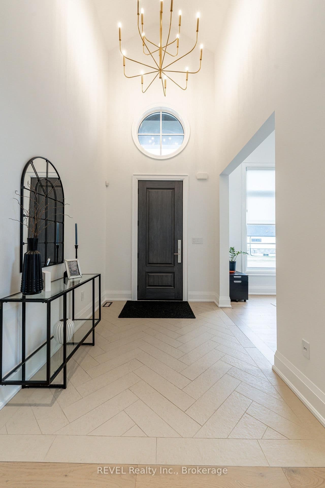 Detached at 7515 Sherrilee Crescent, Niagara Falls, ON - Photo 5 - RE/MAX Garden City Realty