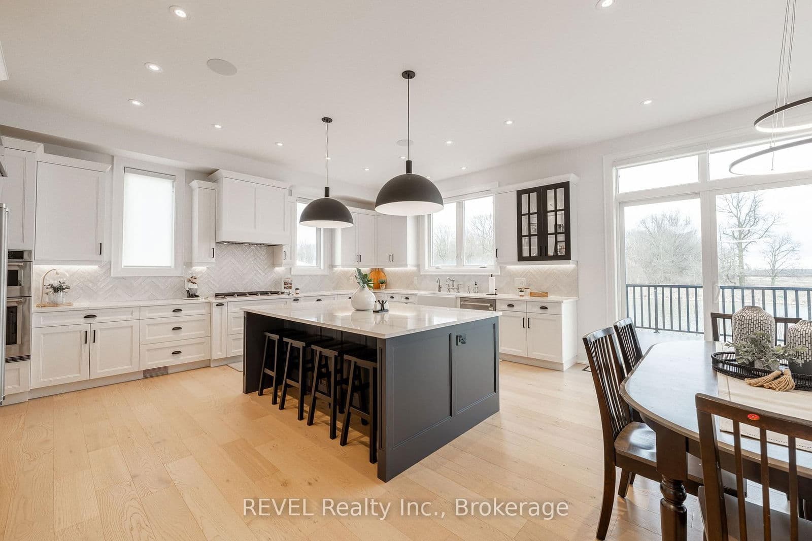 Detached at 7515 Sherrilee Crescent, Niagara Falls, ON - Photo 9 - RE/MAX Garden City Realty