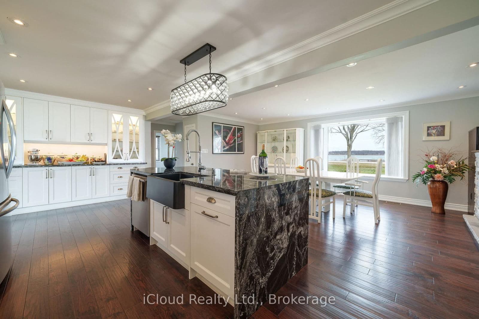 Detached at 4099 Niagara Parkway, Fort Erie, ON - Photo 10 - RE/MAX Garden City Realty