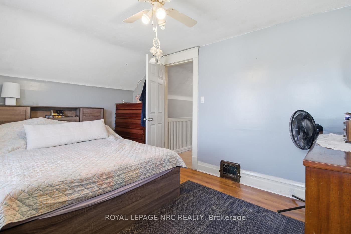 Detached at 4634 Armoury Street, Niagara Falls, ON - Photo 14 - RE/MAX Garden City Realty