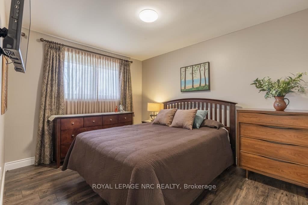 Detached at 38 Lanark Crescent, St. Catharines, ON - Photo 14 - RE/MAX Garden City Realty