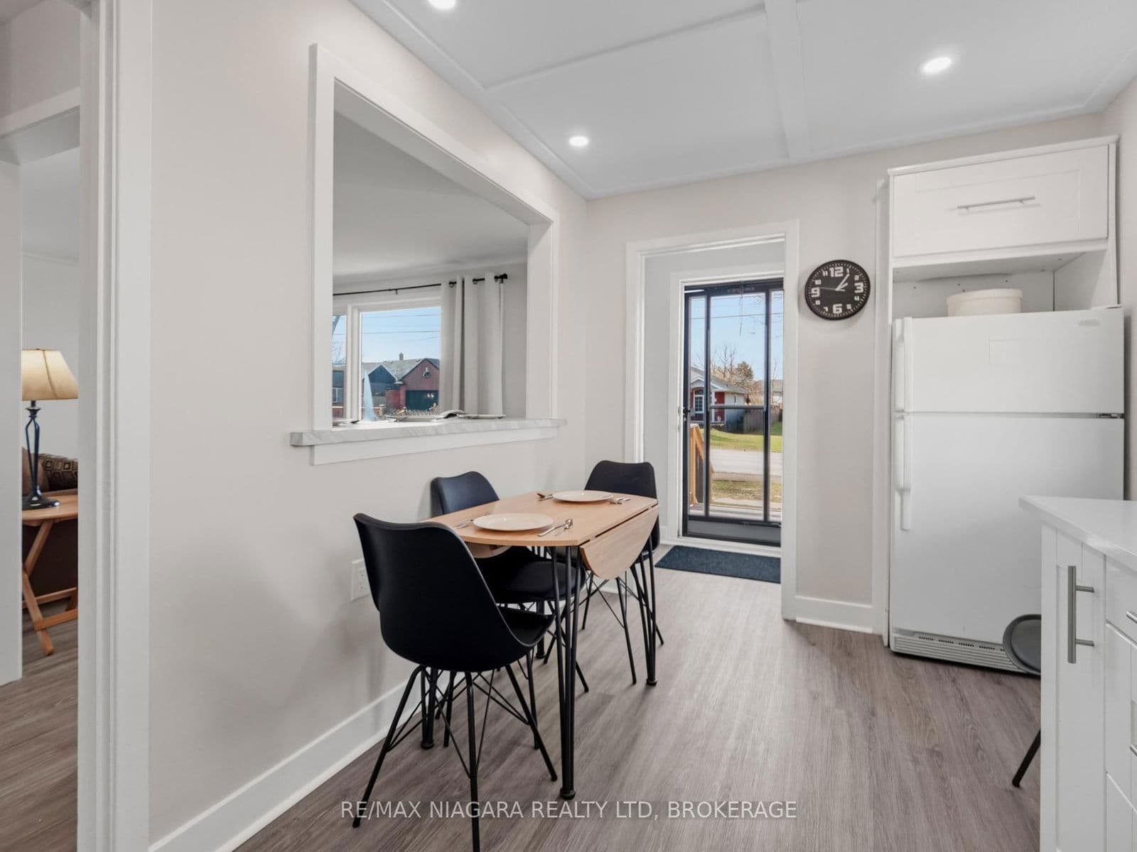 Detached at 7957 Beaverdams Road, Niagara Falls, ON - Photo 10 - RE/MAX Garden City Realty