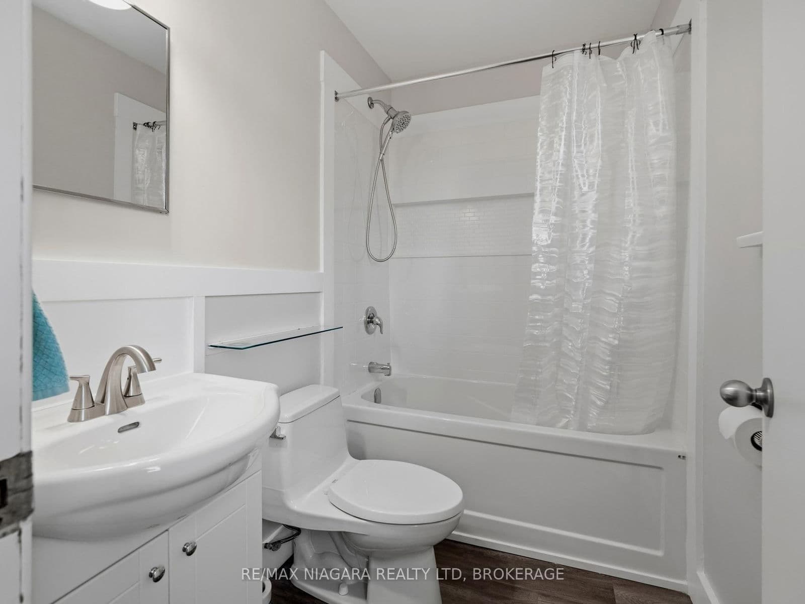 Detached at 7957 Beaverdams Road, Niagara Falls, ON - Photo 15 - RE/MAX Garden City Realty