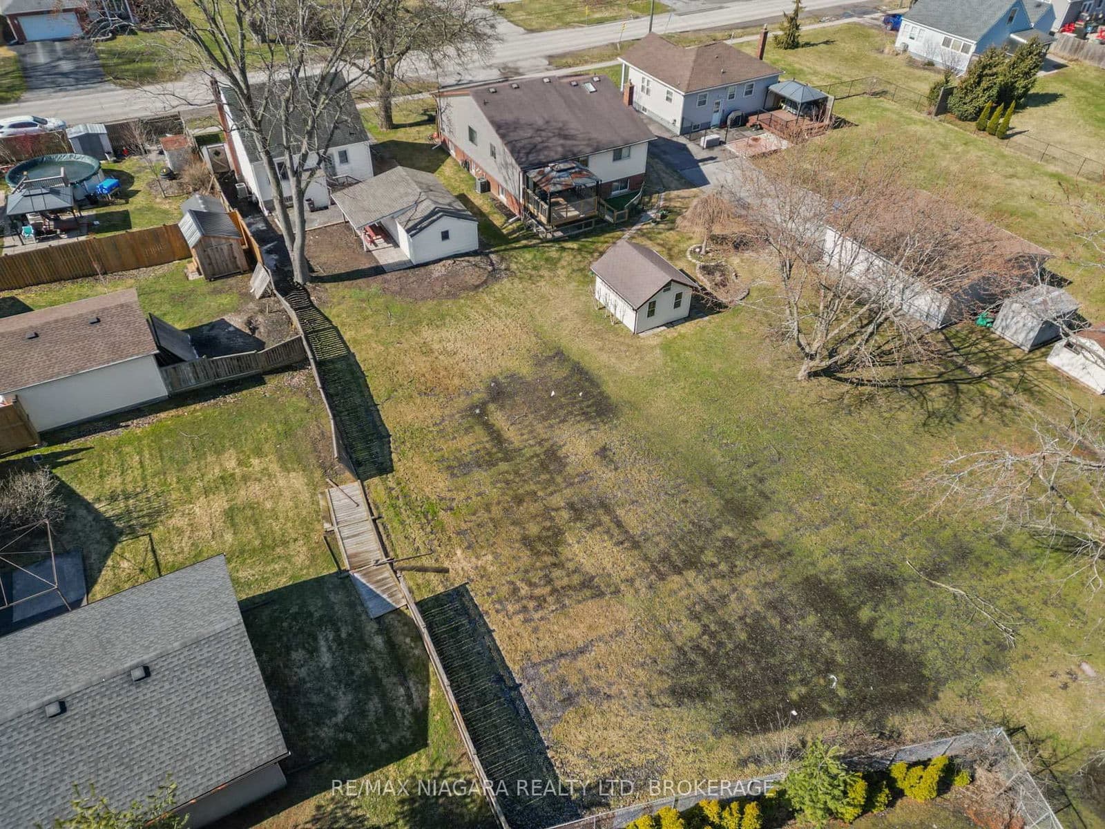 Detached at 7957 Beaverdams Road, Niagara Falls, ON - Photo 35 - RE/MAX Garden City Realty