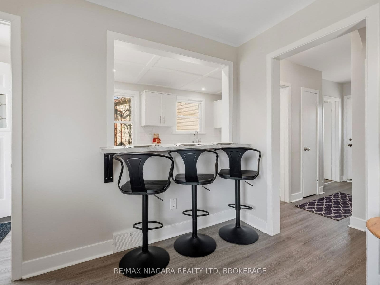 Detached at 7957 Beaverdams Road, Niagara Falls, ON - Photo 8 - RE/MAX Garden City Realty