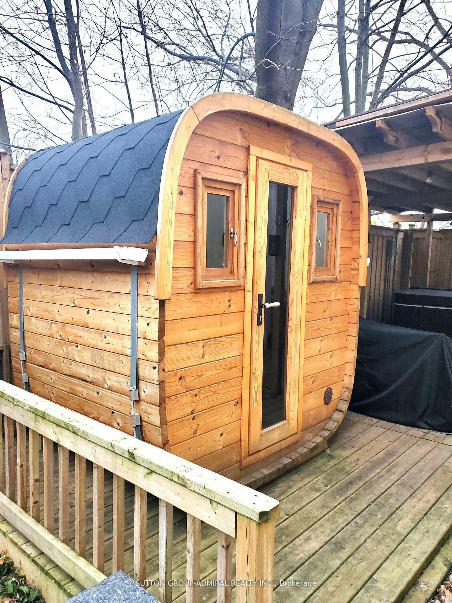 Detached at 5411 Portage Road, Niagara Falls, ON - Photo 10 - RE/MAX Garden City Realty