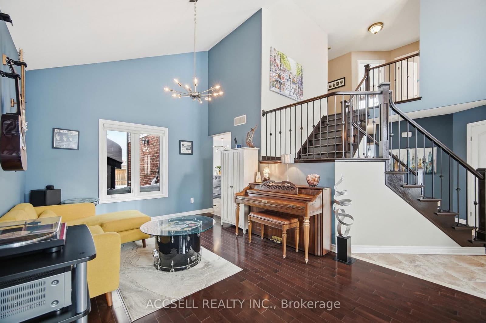 Detached at 8665 Westport Drive, Niagara Falls, ON - Photo 13 - RE/MAX Garden City Realty