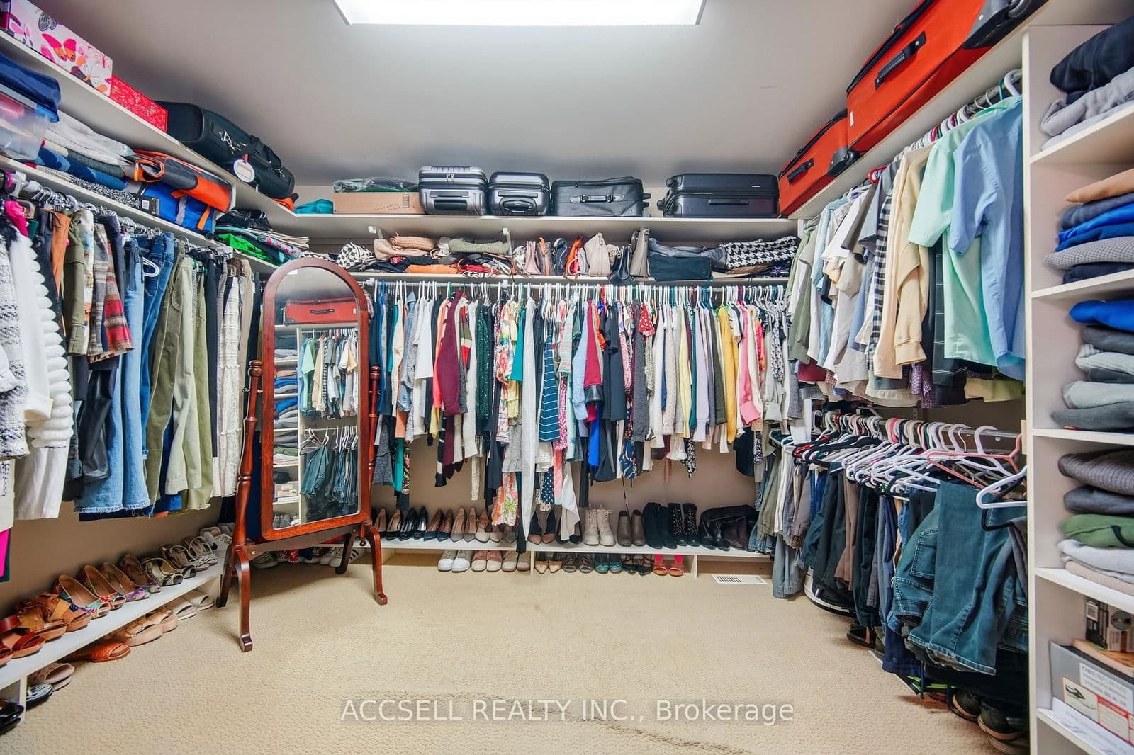 Detached at 8665 Westport Drive, Niagara Falls, ON - Photo 30 - RE/MAX Garden City Realty