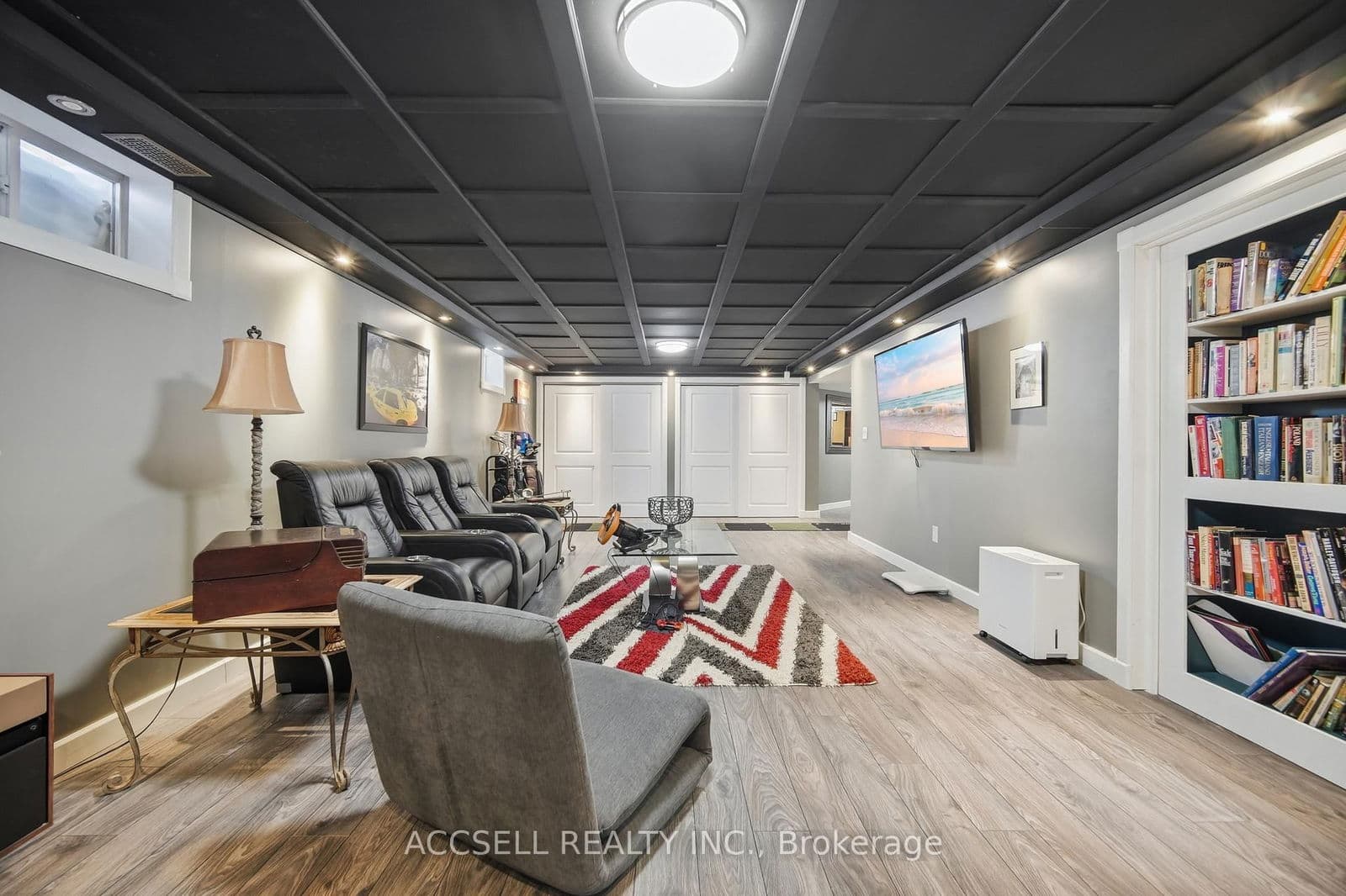 Detached at 8665 Westport Drive, Niagara Falls, ON - Photo 38 - RE/MAX Garden City Realty